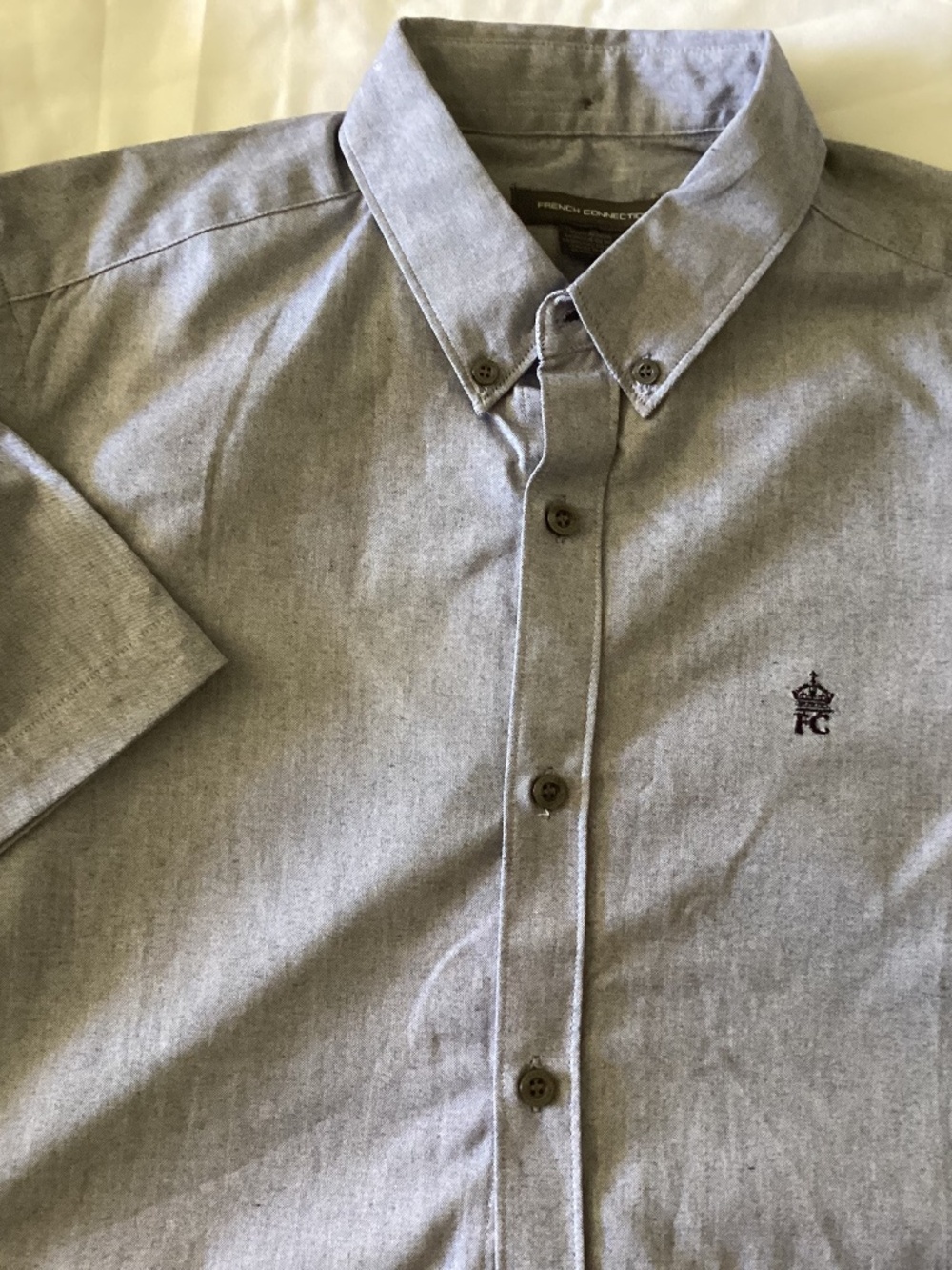 NWT Mens French Connection Gray Button Up Short Sleeve Size Medium